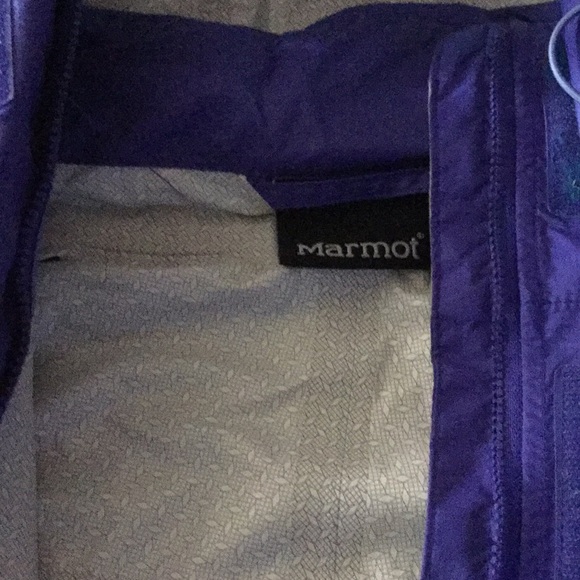 Marmot Hooded Wind breaker, Purple, Sz Small - Picture 3 of 5